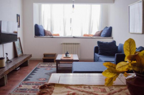 Depto 4 Pax con cochera centrico